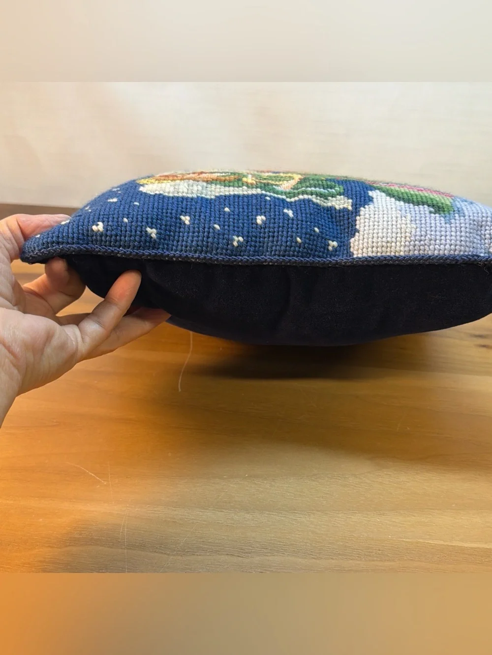 Vintage Wool Needlepoint Trow Pillow Lillian Vernon‎ Blue Velvet ANGELS 1993